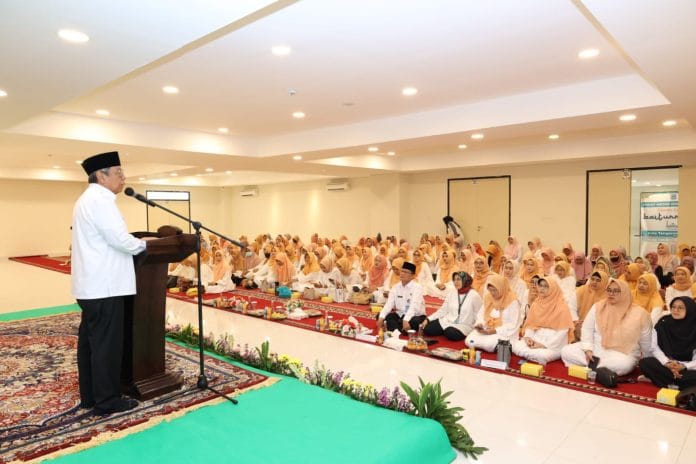 Hadiri Halalbihalal DWP Tangsel, Benyamin Sampaikan Hal Ini