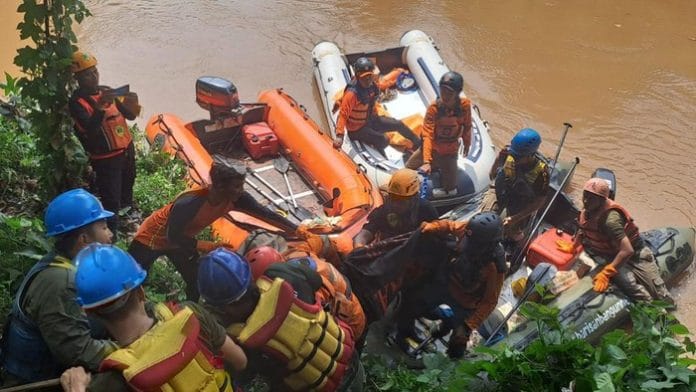 Ayah dan Anak Hanyut di Selokan Ditemukan Tak Bernyawa