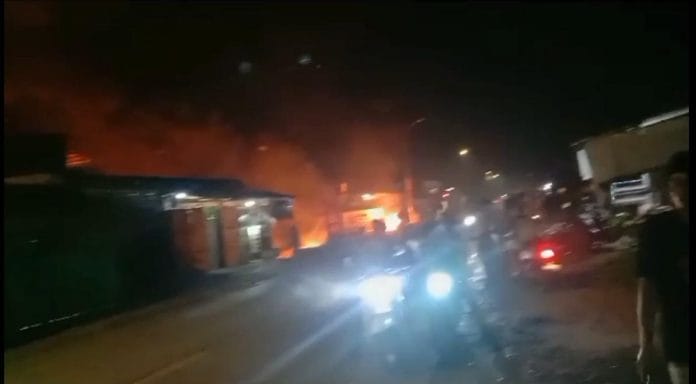 Dua Pabrik di Jawilan Kabupaten Serang Terbakar