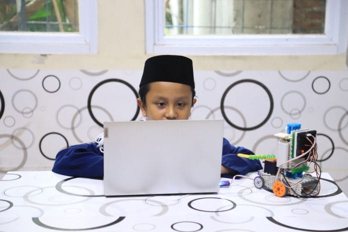 Ciptakan Robot Pertanian, Santri Kota Tangerang Sukses Berprestasi Diajang ASEAN