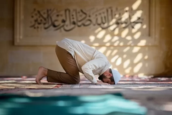 Kewajiban Sholat Ditunaikan Tapi Kenapa Masih Tergoda Melakukan Maksiat ?