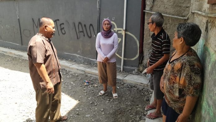 Kerap Terjadi Genangan, Disperkimta Tangsel Lakukan Penataan Jalan dan Drainase di Jombang