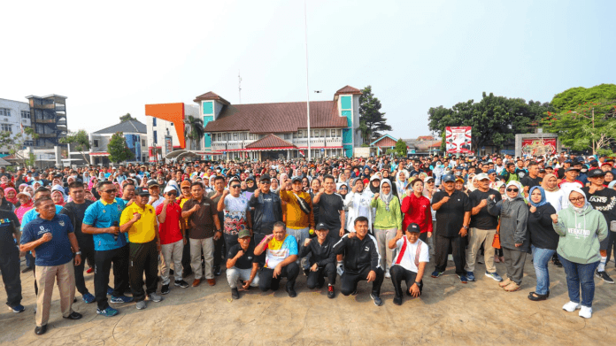 Gelar Senam Bersama, Pilar Kampanyekan Pengurangan Plastik