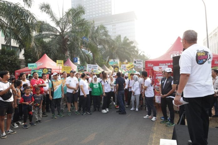 Peringati World Cleanup Day, Benyamin Ajak Masyarakat Pilah Sampah dari Rumah