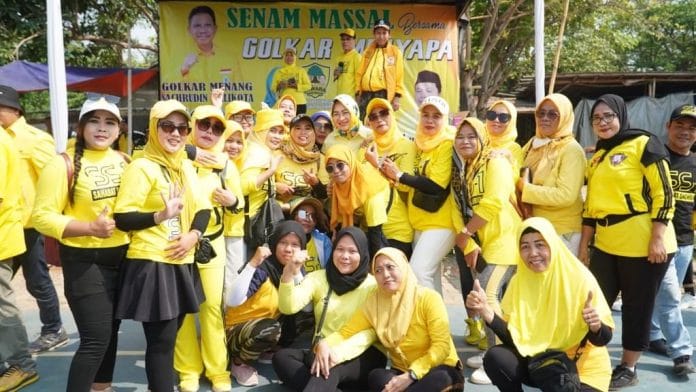 Airin Maju di Pileg 2024, Ratusan Emak-emak di Kota Tangerang Sambut Antusias