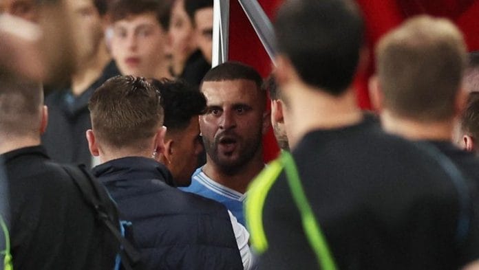 Man City Kalah, Walker Ribut dengan Pelatih Arsenal