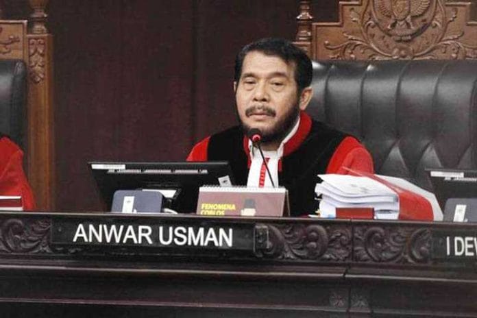 Hakim Anwar Usman Diminta Mundur Buntut Putusan Batas Usia Capres-Cawapres