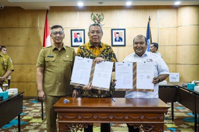 Lakukan Penandatanganan NPHD Bersama KPUD dan Bawaslu Tangsel, Benyamin Tekankan Profesional dan Integritas