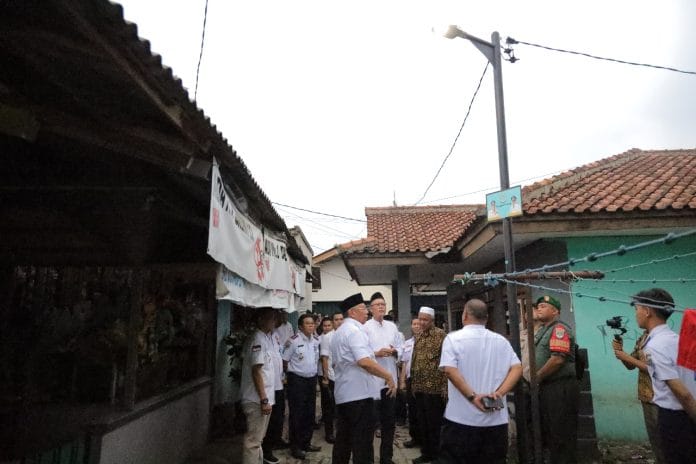 Wali Kota Benyamin Pastikan 6.500 PJU Tangsel Terang Terpasang