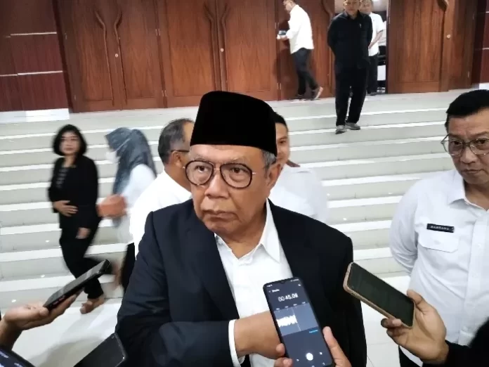 Wali Kota Benyamin Davnie Kembali Perpanjang 1.890 SK Guru Tidak Tetap di Tangsel