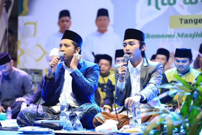 Gus Azmi Berhasil Sedot Animo Masyarakat Kota Tangerang Berselawat Bersama di Masjid Agung Al-Ittihad