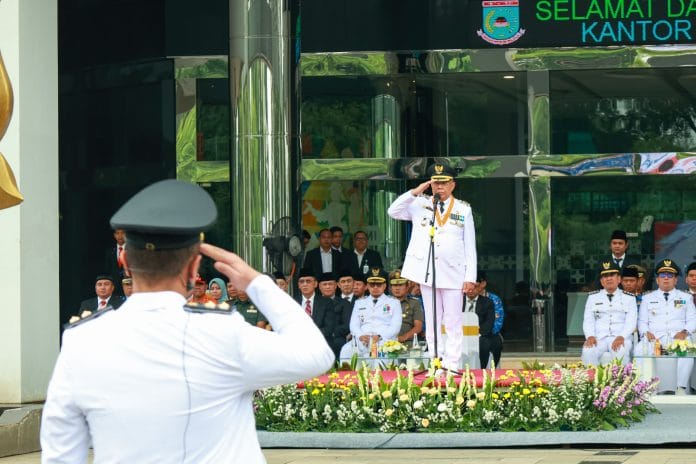 Pimpin Upacara Peringatan Hari Otonomi Daerah XXVIII, Benyamin Tekankan Pentingnya Pembangunan Ramah Lingkungan