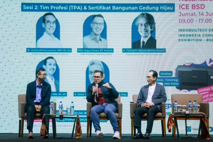 Wakil Walikota Pilar Sampaikan Komitmen Pemkot Tangsel dalam Penerapan Bangunan Hijau