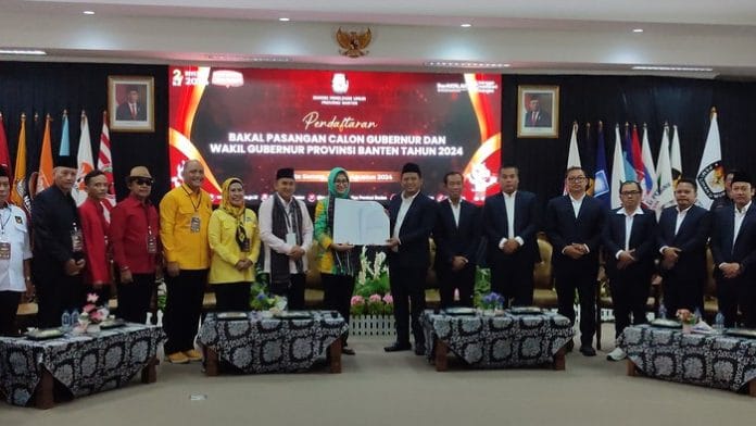 Airin-Ade Resmi Daftar Jadi Cagub-Cawagub ke KPU Banten