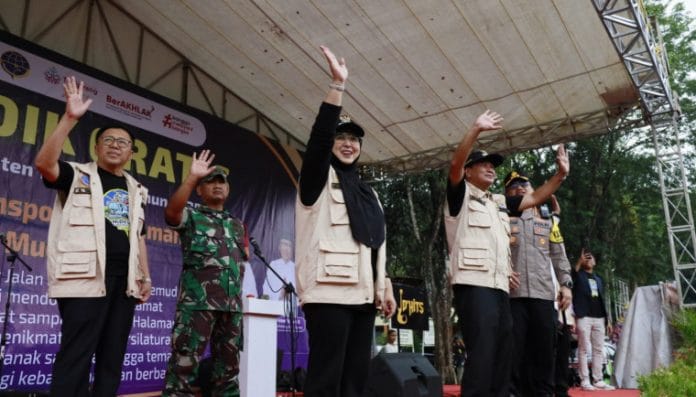 Bupati dan Wakil Bupati Tangerang Lepas 2.576 Peserta Mudik Gratis