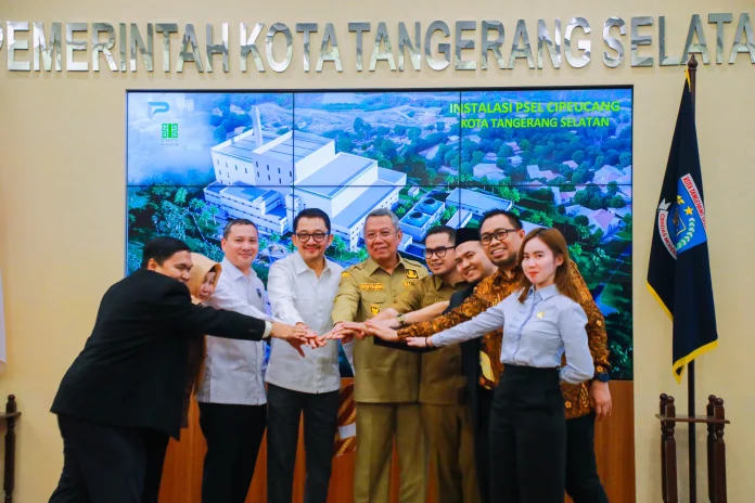 Deputi Kemenko IPK Apresiasi Komitmen Pemkot Tangsel Wujudkan Energi Bersih Lewat PSEL Cipeucang