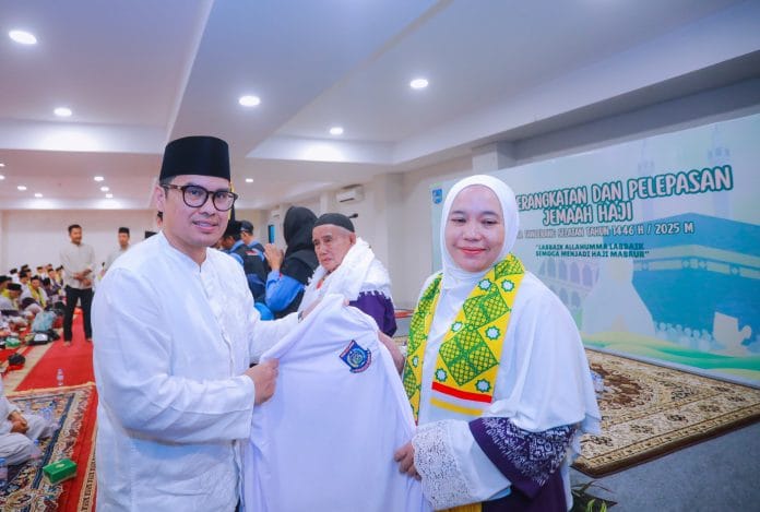 Wakil Wali Kota Pilar Lepas 393 Calon Jemaah Haji Kloter 47 Asal Tangsel