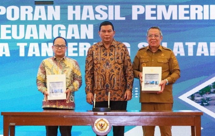 Pemkot Tangsel Kembali Raih Penghargaan Opini WTP ke-13 Kali Berturut-turut
