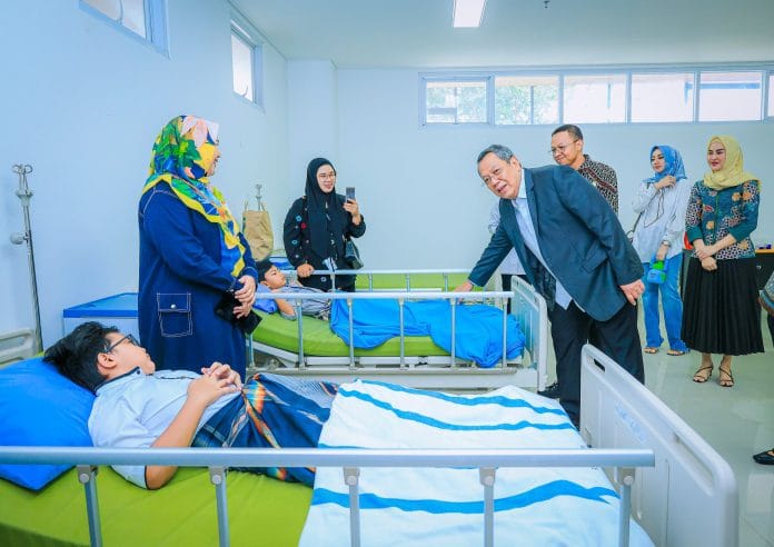 Gelaran Khitanab Massal Dibanjiri Peserta, Benyamin Dorong Agar Dijadwalkan Secara Berkala