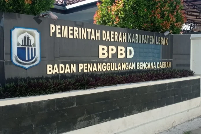 Warga Kabupaten Lebak Diminta Waspada Angin Kencang