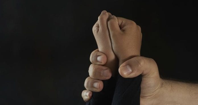 Seorang Pegawai Minimarket di Tangerang Ditangkap Warga Karena Pelecehan Seksual