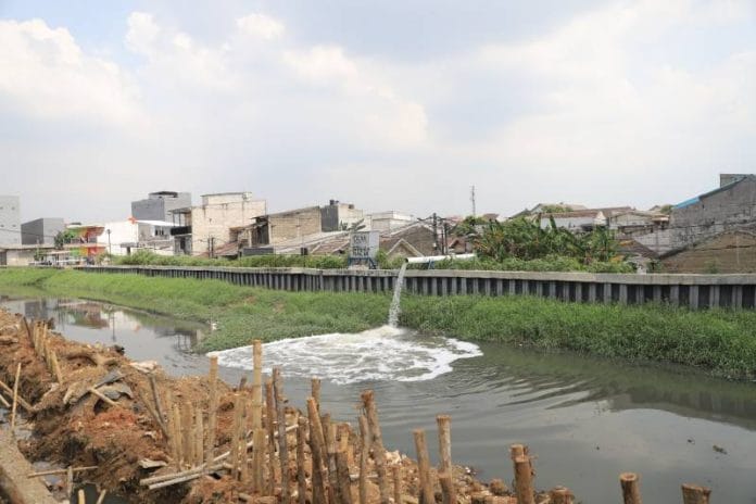 Mitigasi Banjir, Pemkot Tangerang Tuntaskan Pembangunan 55 Titik Turap