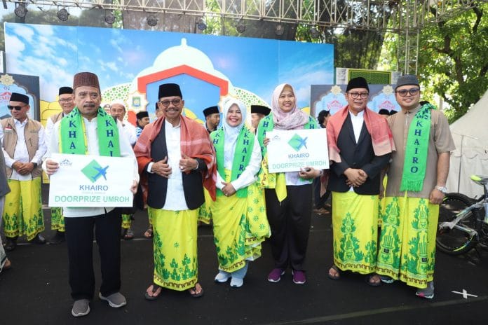 Wali Kota Sachrudin Bagi-Bagi Umrah Gratis di Hari Terakhir Festival Al-A’zhom 2025