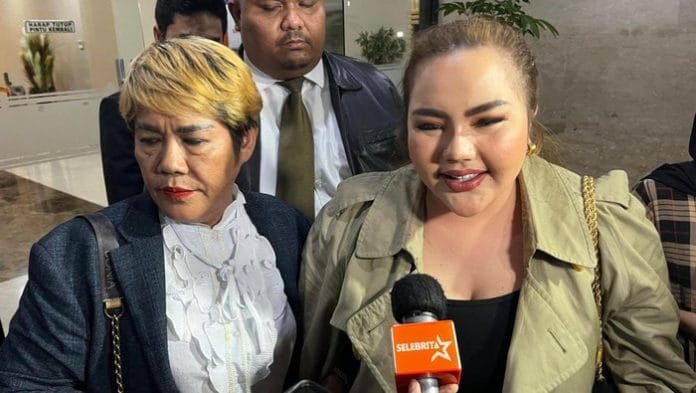 Selesai Diperiksa Bareskrim, Lisa Mariana Ngaku Dicecar soal Pertemuan dengan RK