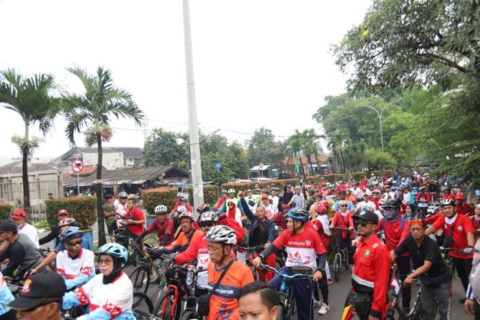 Ribuan Pesepeda Ramaikan Gowes Kemerdekaan Kota Tangerang
