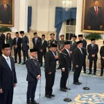 Prabowo Lakukan Reshuffle Kabinet Merah Putih, Ini Daftar Lengkap Menteri yang Diganti Prabowo Lakukan Reshuffle Kabinet Merah Putih, Ini Daftar Lengkap Menteri yang Diganti