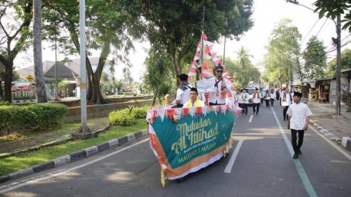Sambut Peringatan Maulid Nabi Muhammad SAW, Tiga Masjid Kota Tangerang Gelar Pawai Perahu Maulud