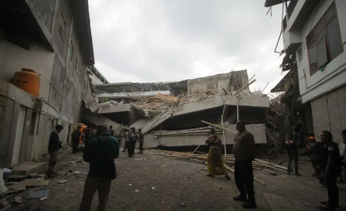 Belum Rampung Dibangun, Musala Ponpes di Sidoarjo Ambruk Hantam Jemaah