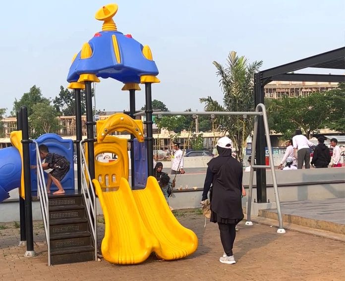 Alun-Alun Pondok Aren Jadi Ruang Favorit Warga: Tempat Rekreasi, Olahraga, dan Interaksi