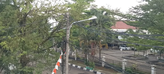 Warga Pandeglang Resah Permohonan Lampu Jalan Tak Kunjung Direspons, Pemda Akui Pemasangan PJU Tersendat Biaya