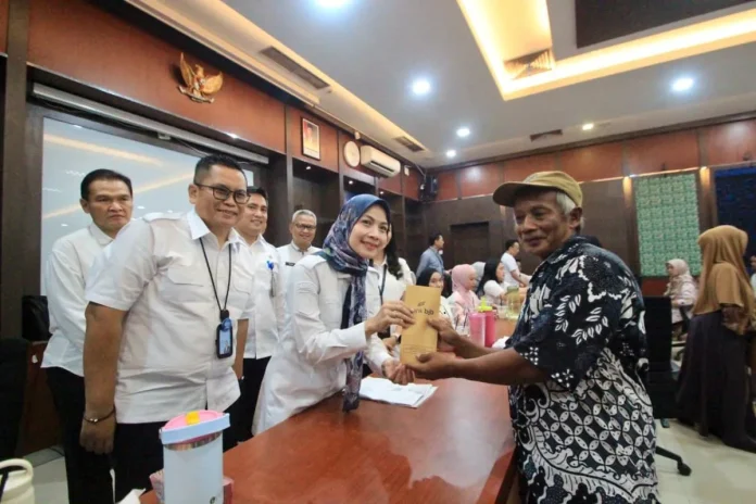 Pemkab Serang Gelontorkan Bantuan Modal Rp2,5 Juta untuk 1.400 UMK Rentan Miskin