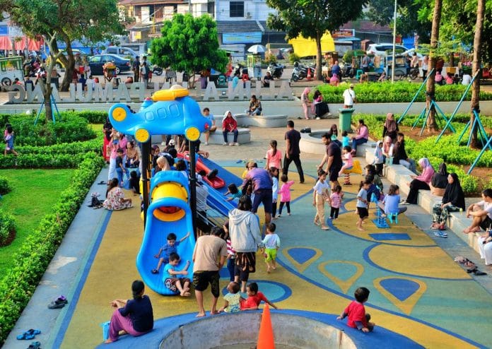 Warga Puas, Alun-Alun Pamulang Jadi Bukti Nyata Komitmen Pemkot Tangsel Bangun Ruang Publik Nyaman