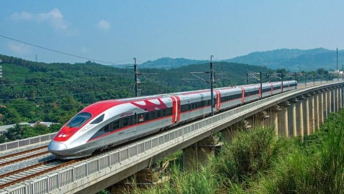 China dan Indonesia Bahas Restrukturisasi Utang Kereta Cepat Jakarta–Bandung