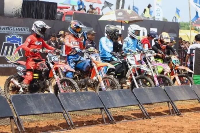 Ribuan Penonton Diprediksi Saksikan 300 Pembalap Adu Kecepatan di Grasstrack Open Championship Tangerang