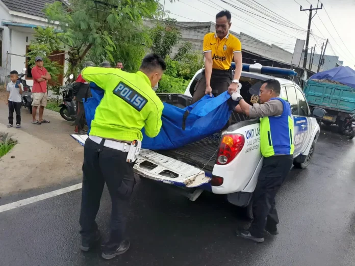 Pengendara Motor Asal Pandeglang Tewas Usai Tabrak Truk Parkir di Jalan Pontang–Tirtayasa