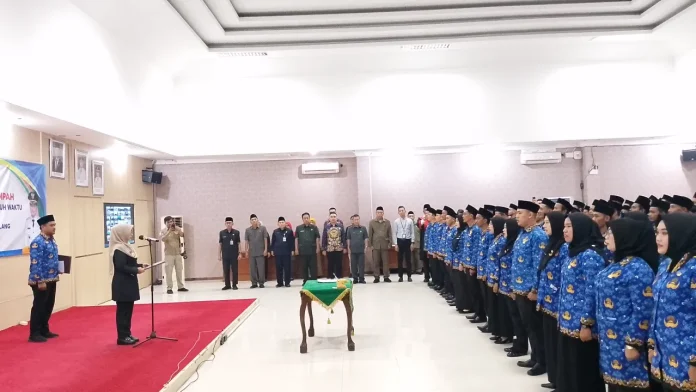 Pemkab Pandeglang Lantik 5.691 PPPK Paruh Waktu, Bupati: Bukan Bekerja Setengah Hati