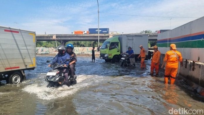 Update Rob Jakarta Utara: Wilayah Lain Surut, Satu RT Masih Terendam