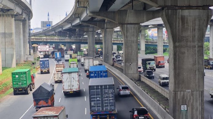 Pemerintah Akan Batasi Angkutan Barang Saat Nataru, Ini Jadwal Lengkapnya