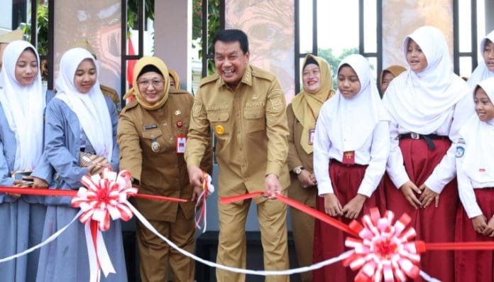 Pemkab Tangerang Resmikan Tujuh Halte Bus Sekolah Gratis, Layani Pelajar di Sejumlah Zona